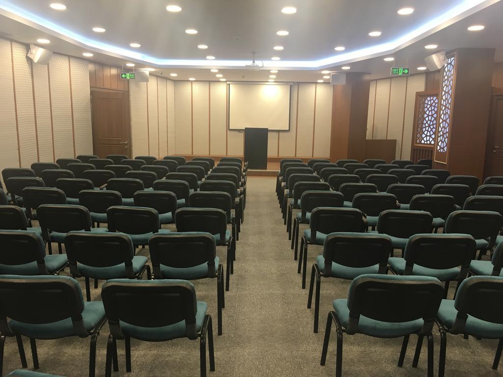 阿伊德尔哈斯莫格鲁酒店 艾德亚耶拉西 外观 照片
